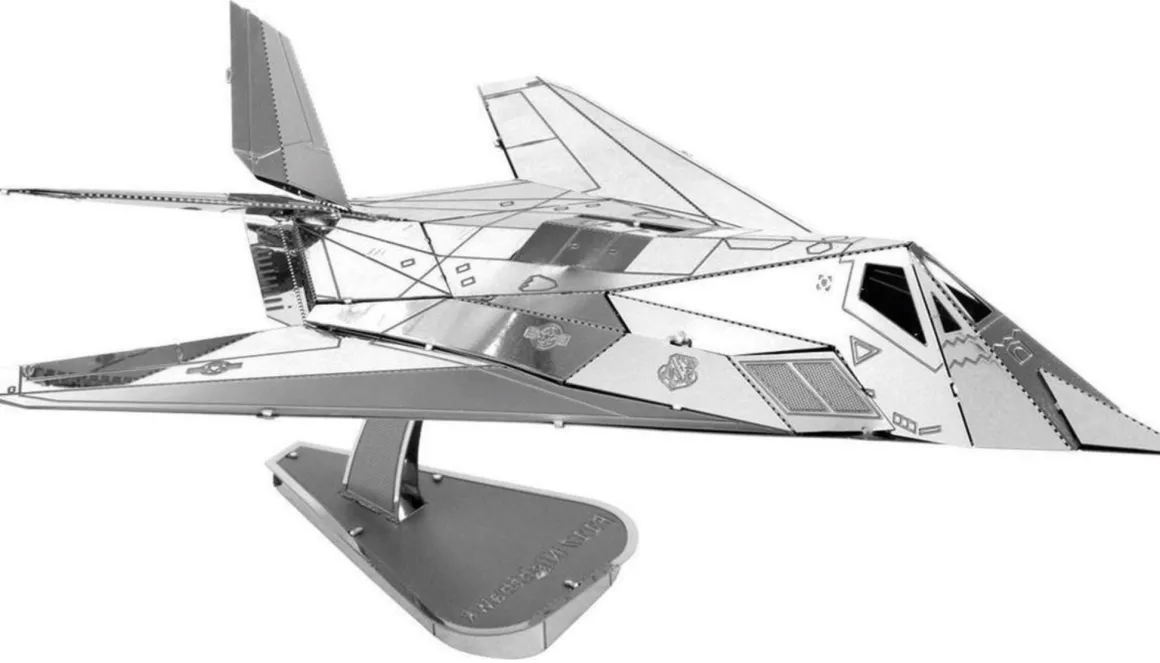 Metal Earth F-117 Nighthawk - 3D puzzel